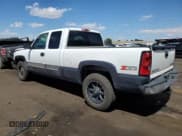 ✅ 2005 Chevrolet Silverado 1500 Z71 • VIN: 1GCEK19Z75Z266321 • Лот: 61169644. Опубликован ранее на Copart с пробегом 141 224 миль. Бесплатный доступ к архиву аукционных продаж из США и подробный отчёт об истории автомобиля на DreamBid. Изображение 2.