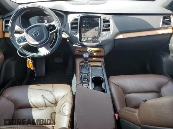 ✅ 2021 Volvo XC90 Momentum • VIN: YV4A22PK4M1759457 • Lot: 70131275. Listed on Copart with 80,334 mi. Free auction sales archive from the USA and detailed vehicle history report at DreamBid. Image 8.