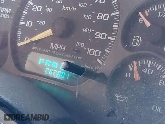 ✅ 1999 GMC Sierra 1500 SLE • VIN: 2GTEK19TXX1543423 • Лот: 39185968. Опубликован ранее на IAAI с пробегом 282 881 миль. Бесплатный доступ к архиву аукционных продаж из США и подробный отчёт об истории автомобиля на DreamBid. Изображение 16.