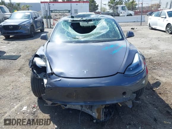 ✅ 2023 Tesla Model 3 Long Range • VIN: 5YJ3E1EB4PF715776 • Lot: 41949969. Wystawiony na IAAI z przebiegiem Nie podano. Bezpłatny archiwum sprzedaży aukcyjnych z USA i szczegółowy raport historii pojazdu na DreamBid. Zdjęcie 11.