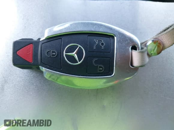 ✅ 2018 Mercedes-Benz GLC 300 • VIN: WDC0G4KB7JV062186 • Lot: 43397822. Wystawiony na IAAI z przebiegiem 81 232 mil. Bezpłatny archiwum sprzedaży aukcyjnych z USA i szczegółowy raport historii pojazdu na DreamBid. Zdjęcie 11.