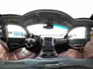 2020 Chevrolet Tahoe Premier z VIN 1GNSKCKJ4LR126699, wystawiony jako IAAI lot #39217949 z przebiegiem 83 245 mil mil oraz . Historia ofert i sprzedaży dostępna na DreamBid. Obrazek 19.