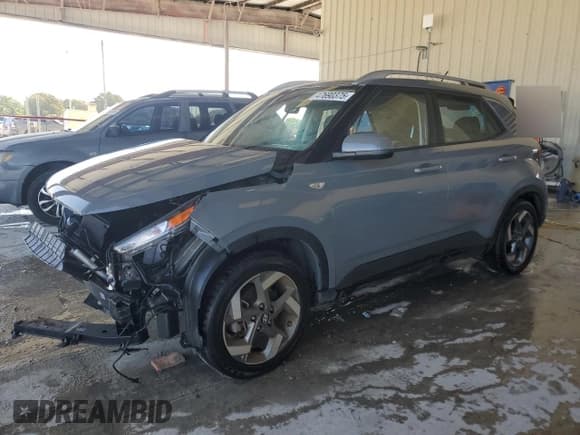 ✅ 2023 Hyundai Venue Limited • VIN: KMHRC8A31PU224091 • Lot: 47690375. Wystawiony na Copart z przebiegiem Nie podano. Bezpłatny archiwum sprzedaży aukcyjnych z USA i szczegółowy raport historii pojazdu na DreamBid. Zdjęcie 1.