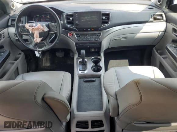 ✅ 2019 Honda Pilot EX-L • VIN: 5FNYF5H41KB006237 • Lot: 66867194. Listed on Copart with 76,970 mi. Free auction sales archive from the USA and detailed vehicle history report at DreamBid. Image 8.