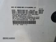 ✅ 2017 Honda Pilot EX-L • VIN: 5FNYF6H62HB101695 • Lot: 86543855. Wystawiony na Copart z przebiegiem 109 709 mil. Bezpłatny archiwum sprzedaży aukcyjnych z USA i szczegółowy raport historii pojazdu na DreamBid. Zdjęcie 13.