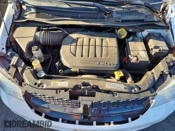 ✅ 2015 Ram Cargo Van Tradesman • VIN: 2C4JRGAG2FR531990 • Lot: 69676095. Listed on Copart with 172,486 mi. Free auction sales archive from the USA and detailed vehicle history report at DreamBid. Image 12.