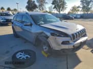 ✅ 2014 Jeep Cherokee Latitude • VIN: 1C4PJLCB1EW131677 • Lot: 93471545. Listed on Copart with 156,823 mi. Free auction sales archive from the USA and detailed vehicle history report at DreamBid. Image 4.