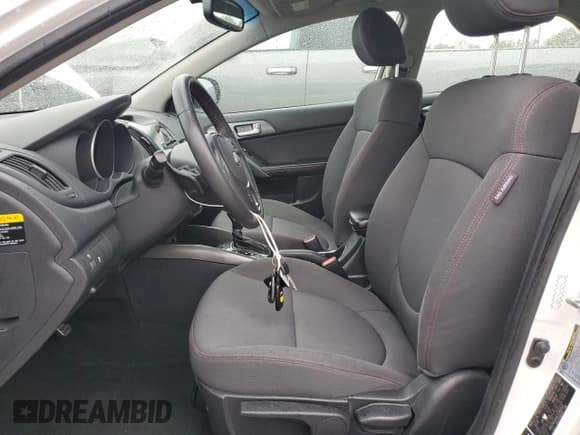 ✅ 2012 Kia Forte SX • VIN: KNAFW4A34C5580401 • Лот: 55645085. Опубликован ранее на Copart с пробегом 54 343 миль. Бесплатный доступ к архиву аукционных продаж из США и подробный отчёт об истории автомобиля на DreamBid. Изображение 7.