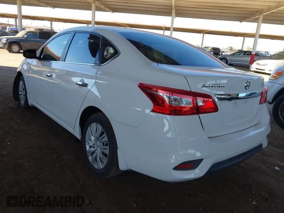 ✅ 2019 Nissan Sentra S • VIN: 3N1AB7AP2KY455026 • Lot: 43350524. Listed on IAAI with 96,990 mi. Free auction sales archive from the USA and detailed vehicle history report at DreamBid. Image 3.