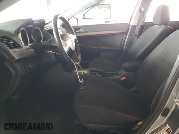 ✅ 2014 Mitsubishi Lancer ES • VIN: JA32X2HU1EU005567 • Лот: 65603275. Опубликован ранее на Copart с пробегом 86 360 миль. Бесплатный доступ к архиву аукционных продаж из США и подробный отчёт об истории автомобиля на DreamBid. Изображение 7.