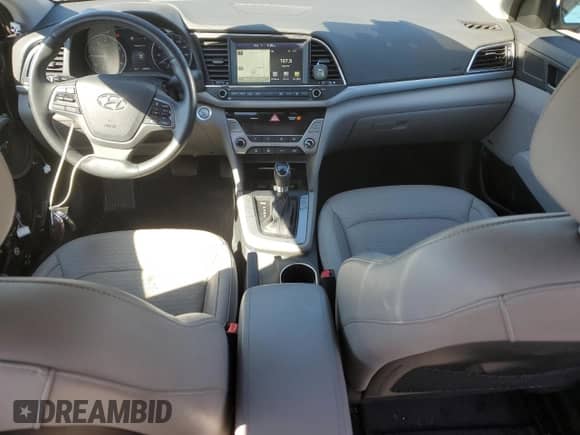 2017 Hyundai Elantra Limited z VIN 5NPD84LFXHH051215, wystawiony jako Copart lot #85354595 z przebiegiem 43 976 mil mil oraz Szkoda całkowita • Salvage title. Historia ofert i sprzedaży dostępna na DreamBid. Obrazek 8.