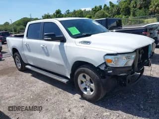 ✅ 2022 Ram 1500 Big Horn • VIN: 1C6RREFT2NN125613 • Lot: 42920058. Wystawiony na IAAI z przebiegiem 114 431 mil. Bezpłatny archiwum sprzedaży aukcyjnych z USA i szczegółowy raport historii pojazdu na DreamBid. Zdjęcie 1.