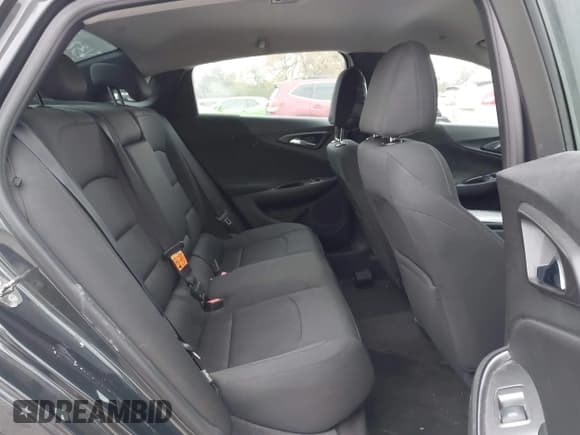 ✅ 2017 Chevrolet Malibu Hybrid • VIN: 1G1ZJ5SU6HF109176 • Lot: 43589819. Wystawiony na IAAI z przebiegiem 165 365 mil. Bezpłatny archiwum sprzedaży aukcyjnych z USA i szczegółowy raport historii pojazdu na DreamBid. Zdjęcie 8.