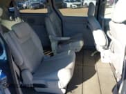 ✅ 2007 Chrysler Town & Country Touring • VIN: 2A8GP54L47R273771 • Lot: 43790165. Listed on IAAI with 157,802 mi. Free auction sales archive from the USA and detailed vehicle history report at DreamBid. Image 8.