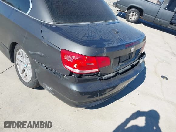 ✅ 2007 BMW 3 Series 328i • VIN: WBAWL13507PX16264 • Lot: 43631968. Listed on IAAI with 137,863 mi. Free auction sales archive from the USA and detailed vehicle history report at DreamBid. Image 13.
