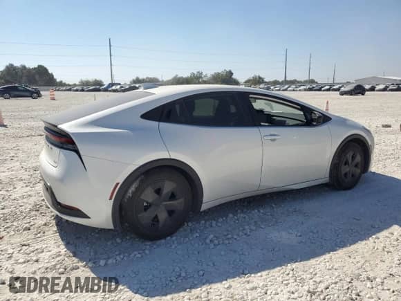 2024 Toyota Prius LE with VIN JTDACAAU2R3015727, listed as a Copart auction lot 86807445 with 19,036 mi miles and Salvage title. Bid and sale history available at DreamBid. Image 3.