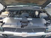 ✅ 2003 Chevrolet Silverado 2500HD LS • VIN: 1GCHK29U03E274062 • Lot: 82757165. Wystawiony na Copart z przebiegiem 329 319 mil. Bezpłatny archiwum sprzedaży aukcyjnych z USA i szczegółowy raport historii pojazdu na DreamBid. Zdjęcie 11.