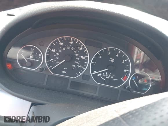 ✅ 2003 BMW 3 Series 330xi • VIN: WBAEW53403PG10105 • Lot: 42215273. Listed on IAAI with Not provided. Free auction sales archive from the USA and detailed vehicle history report at DreamBid. Image 7.