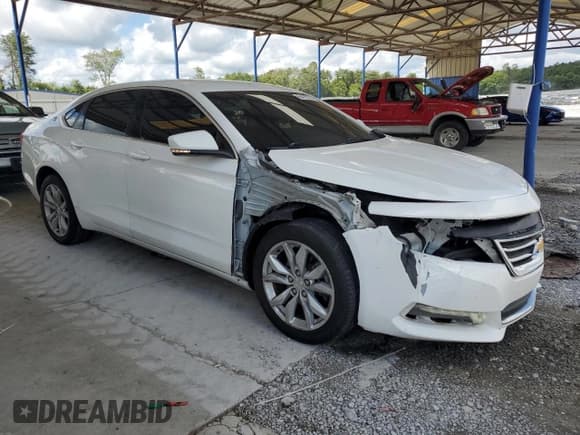 ✅ 2018 Chevrolet Impala LT • VIN: 2G1105SA0J9163917 • Лот: 66475335. Опубликован ранее на Copart с пробегом 100 627 миль. Бесплатный доступ к архиву аукционных продаж из США и подробный отчёт об истории автомобиля на DreamBid. Изображение 4.