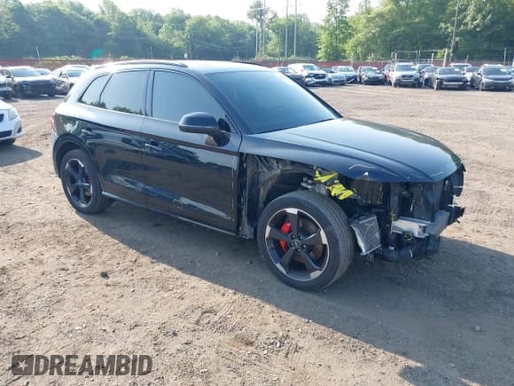 ✅ 2019 Audi SQ5 Premium Plus • VIN: WA1B4BFY8K2055447 • Лот: 42485651. Опубликован ранее на IAAI с пробегом 59 768 миль. Бесплатный доступ к архиву аукционных продаж из США и подробный отчёт об истории автомобиля на DreamBid. Изображение 1.