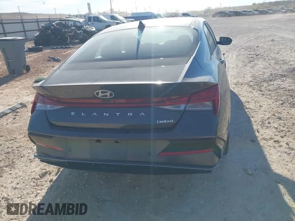 ✅ 2024 Hyundai Elantra Limited • VIN: KMHLP4DG5RU744573 • Lot: 43901558. Listed on IAAI with 47,606 mi. Free auction sales archive from the USA and detailed vehicle history report at DreamBid. Image 16.