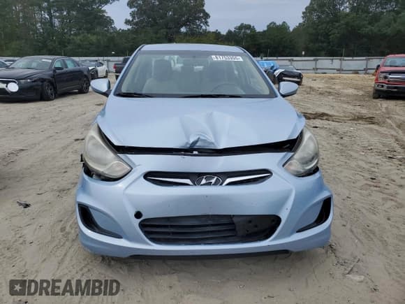 ✅ 2012 Hyundai Accent GLS • VIN: KMHCT4AE7CU250303 • Lot: 81753355. Wystawiony na Copart z przebiegiem 97 014 mil. Bezpłatny archiwum sprzedaży aukcyjnych z USA i szczegółowy raport historii pojazdu na DreamBid. Zdjęcie 5.