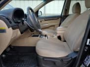 ✅ 2011 Hyundai Santa Fe GLS • VIN: 5XYZG4AGXBG017696 • Lot: 85205784. Listed on Copart with 115,862 mi. Free auction sales archive from the USA and detailed vehicle history report at DreamBid. Image 7.