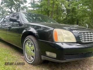 ✅ 2004 Cadillac DeVille Limousine • VIN: 1GEEH90Y24U550055 • Лот: 57705855. Опубликован ранее на Copart с пробегом 44 345 миль. Бесплатный доступ к архиву аукционных продаж из США и подробный отчёт об истории автомобиля на DreamBid. Изображение 1.