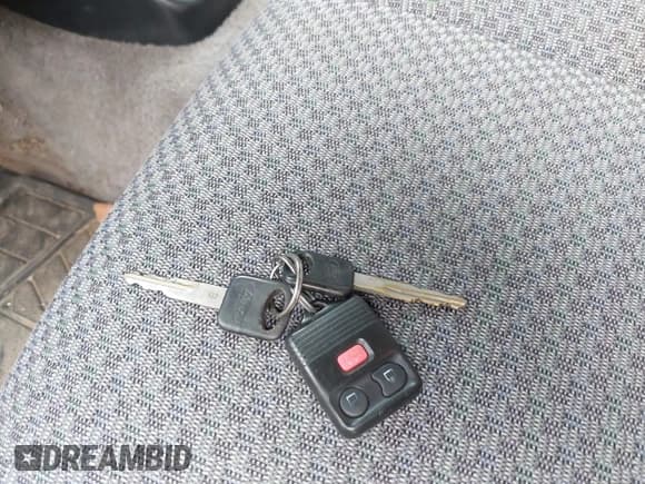 ✅ 1998 Ford Ranger • VIN: 1FTZR11XXWTA30175 • Lot: 42509410. Listed on IAAI with 128,168 mi. Free auction sales archive from the USA and detailed vehicle history report at DreamBid. Image 11.