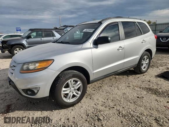 ✅ 2011 Hyundai Santa Fe GLS • VIN: 5XYZG4AG5BG063260 • Lot: 86258005. Listed on Copart with 226,933 mi. Free auction sales archive from the USA and detailed vehicle history report at DreamBid. Image 1.