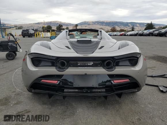 ✅ 2020 McLaren 720S • VIN: SBM14FCA2LW004382 • Lot: 81746894. Listed on Copart with Not provided. Free auction sales archive from the USA and detailed vehicle history report at DreamBid. Image 6.