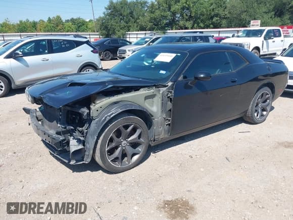 ✅ 2018 Dodge Challenger SXT • VIN: 2C3CDZAG0JH232858 • Lot: 43135440. Wystawiony na IAAI z przebiegiem 114 000 mil. Bezpłatny archiwum sprzedaży aukcyjnych z USA i szczegółowy raport historii pojazdu na DreamBid. Zdjęcie 2.