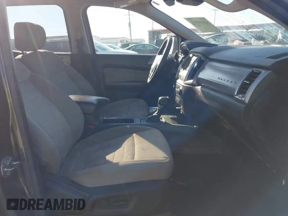 ✅ 2019 Ford Ranger XL • VIN: 1FTER4EH9KLA40242 • Lot: 43414918. Wystawiony na IAAI z przebiegiem 67 593 mil. Bezpłatny archiwum sprzedaży aukcyjnych z USA i szczegółowy raport historii pojazdu na DreamBid. Zdjęcie 5.