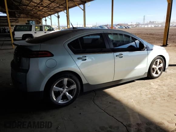 ✅ 2012 Chevrolet Volt • VIN: 1G1RB6E43CU103483 • Lot: 76227854. Wystawiony na Copart z przebiegiem 92 847 mil. Bezpłatny archiwum sprzedaży aukcyjnych z USA i szczegółowy raport historii pojazdu na DreamBid. Zdjęcie 3.