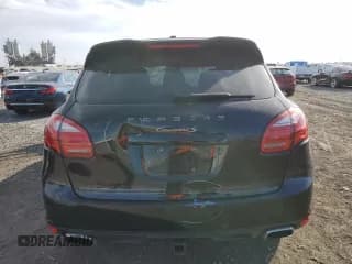 ✅ 2011 Porsche Cayenne S • VIN: WP1AB2A22BLA43457 • Lot: 91116545. Listed on Copart with 151,202 mi. Free auction sales archive from the USA and detailed vehicle history report at DreamBid. Image 6.