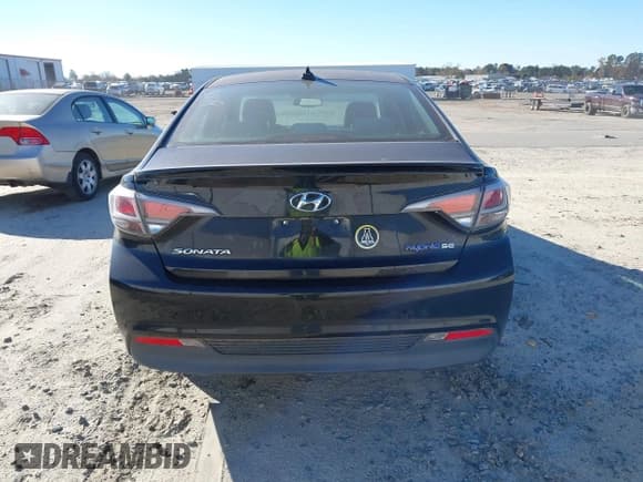 ✅ 2017 Hyundai Sonata SE • VIN: KMHE24L17HA043439 • Лот: 43675701. Опубликован ранее на IAAI с пробегом Не указан. Бесплатный доступ к архиву аукционных продаж из США и подробный отчёт об истории автомобиля на DreamBid. Изображение 16.