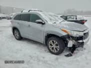 ✅ 2015 Toyota Highlander XLE • VIN: 5TDJKRFH5FS093880 • Lot: 95603145. Wystawiony na Copart z przebiegiem 169 762 mil. Bezpłatny archiwum sprzedaży aukcyjnych z USA i szczegółowy raport historii pojazdu na DreamBid. Zdjęcie 4.