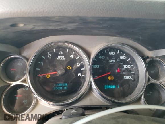 ✅ 2008 Chevrolet Silverado 2500HD Work Truck • VIN: 1GCHK29K18E116738 • Лот: 72018075. Опубликован ранее на Copart с пробегом 185 031 миль. Бесплатный доступ к архиву аукционных продаж из США и подробный отчёт об истории автомобиля на DreamBid. Изображение 9.