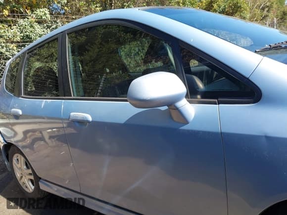 ✅ 2008 Honda Fit Sport • VIN: JHMGD38608S027047 • Lot: 43470349. Listed on IAAI with 288,869 mi. Free auction sales archive from the USA and detailed vehicle history report at DreamBid. Image 13.