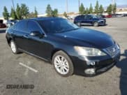 ✅ 2010 Lexus ES 330 • VIN: JTHBK1EG7A2356206 • Лот: 93334025. Опубликован ранее на Copart с пробегом 136 780 миль. Бесплатный доступ к архиву аукционных продаж из США и подробный отчёт об истории автомобиля на DreamBid. Изображение 4.