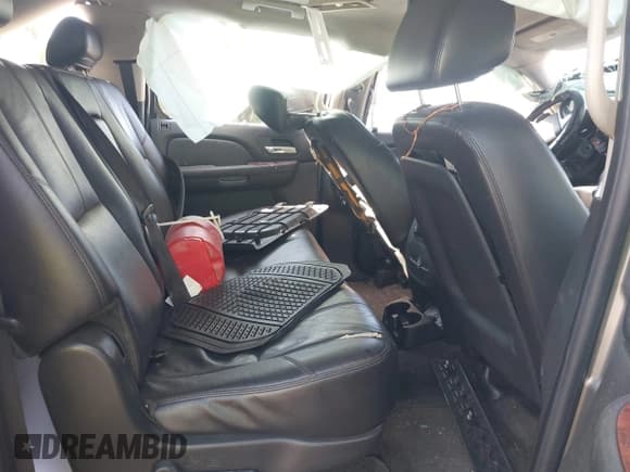 ✅ 2009 Chevrolet Suburban 2LT • VIN: 1GNFC260X9R273998 • Lot: 43517089. Wystawiony na IAAI z przebiegiem Nie podano. Bezpłatny archiwum sprzedaży aukcyjnych z USA i szczegółowy raport historii pojazdu na DreamBid. Zdjęcie 8.