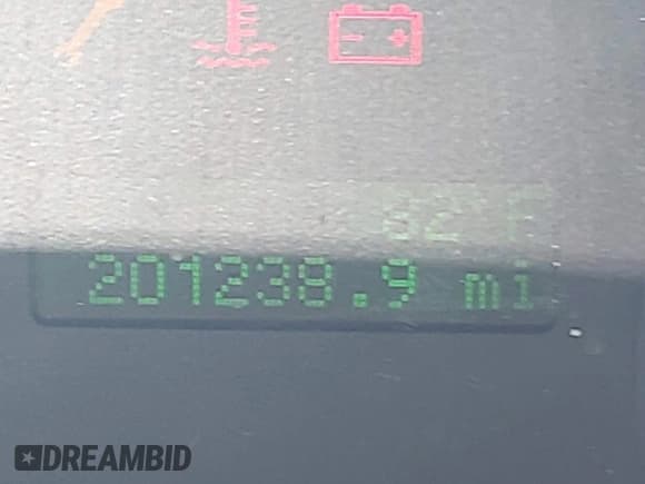 ✅ 2010 Ford Explorer XLT • VIN: 1FMEU6DE7AUA32162 • Lot: 42322017. Wystawiony na IAAI z przebiegiem 201 238 mil. Bezpłatny archiwum sprzedaży aukcyjnych z USA i szczegółowy raport historii pojazdu na DreamBid. Zdjęcie 15.