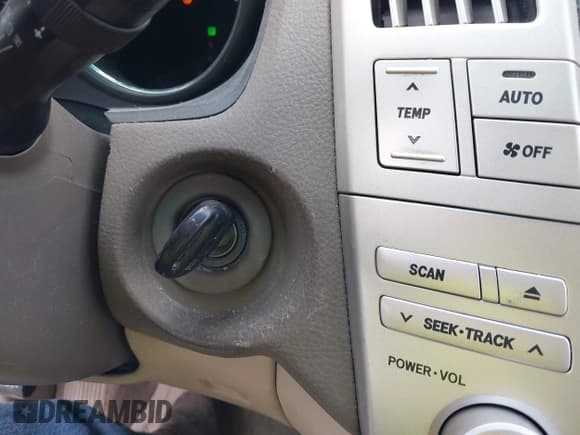 ✅ 2007 Lexus RX 350 • VIN: 2T2HK31U37C034199 • Lot: 42245321. Listed on IAAI with 185,077 mi. Free auction sales archive from the USA and detailed vehicle history report at DreamBid. Image 11.