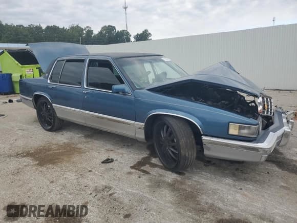 ✅ 1992 Cadillac Fleetwood • VIN: 1G6CB53B8N4240045 • Lot: 71166785. Listed on Copart with 155,465 mi. Free auction sales archive from the USA and detailed vehicle history report at DreamBid. Image 4.