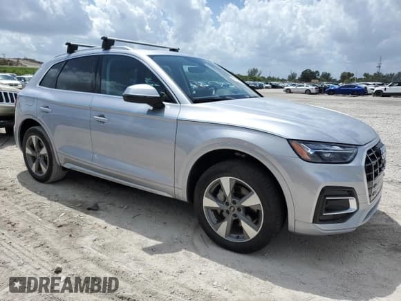 ✅ 2023 Audi Q5 Premium Plus • VIN: WA1BBAFYXP2184281 • Lot: 51154045. Listed on Copart with 11,229 mi. Free auction sales archive from the USA and detailed vehicle history report at DreamBid. Image 4.