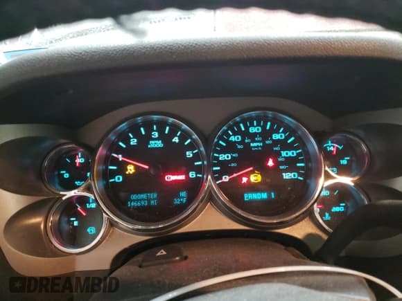 ✅ 2013 Chevrolet Silverado 2500HD LT • VIN: 1GC0KXCG5DF180509 • Lot: 49432475. Listed on Copart with 146,693 mi. Free auction sales archive from the USA and detailed vehicle history report at DreamBid. Image 9.