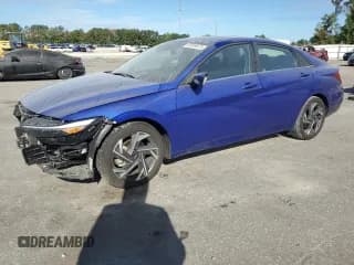 ✅ 2025 Hyundai Elantra SEL Convenience • VIN: KMHLS4DG0SU877293 • Лот: 82249575. Опубликован ранее на Copart с пробегом 10 254 миль. Бесплатный доступ к архиву аукционных продаж из США и подробный отчёт об истории автомобиля на DreamBid. Изображение 1.