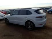 ✅ 2020 Porsche Cayenne • VIN: WP1AA2AY1LDA10064 • Лот: 73385652. Опубликован ранее на Copart с пробегом 14 048 миль. Бесплатный доступ к архиву аукционных продаж из США и подробный отчёт об истории автомобиля на DreamBid. Изображение 2.
