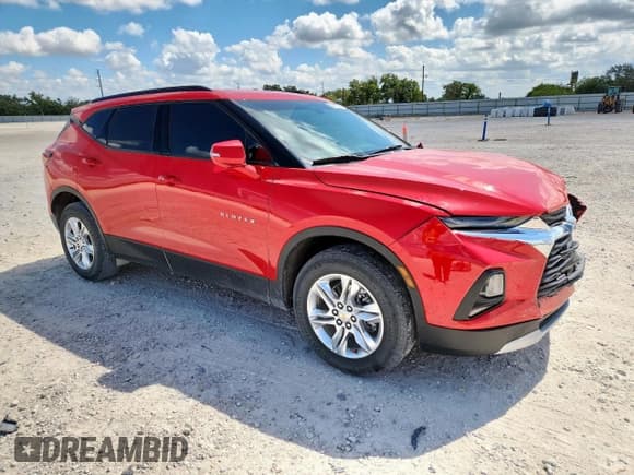 ✅ 2022 Chevrolet Blazer LT • VIN: 3GNKBCR47NS236503 • Lot: 82117075. Wystawiony na Copart z przebiegiem 33 222 mil. Bezpłatny archiwum sprzedaży aukcyjnych z USA i szczegółowy raport historii pojazdu na DreamBid. Zdjęcie 4.
