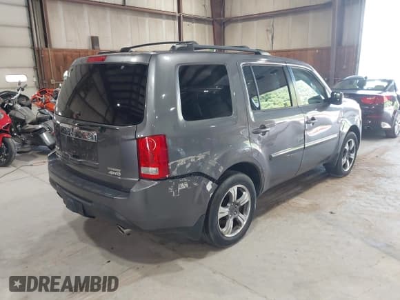 ✅ 2015 Honda Pilot SE • VIN: 5FNYF4H32FB046446 • Lot: 42995806. Listed on IAAI with 137,831 mi. Free auction sales archive from the USA and detailed vehicle history report at DreamBid. Image 4.